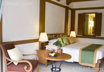 Woodlands Resort 13